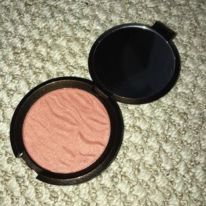New Becca cosmetics bronzer